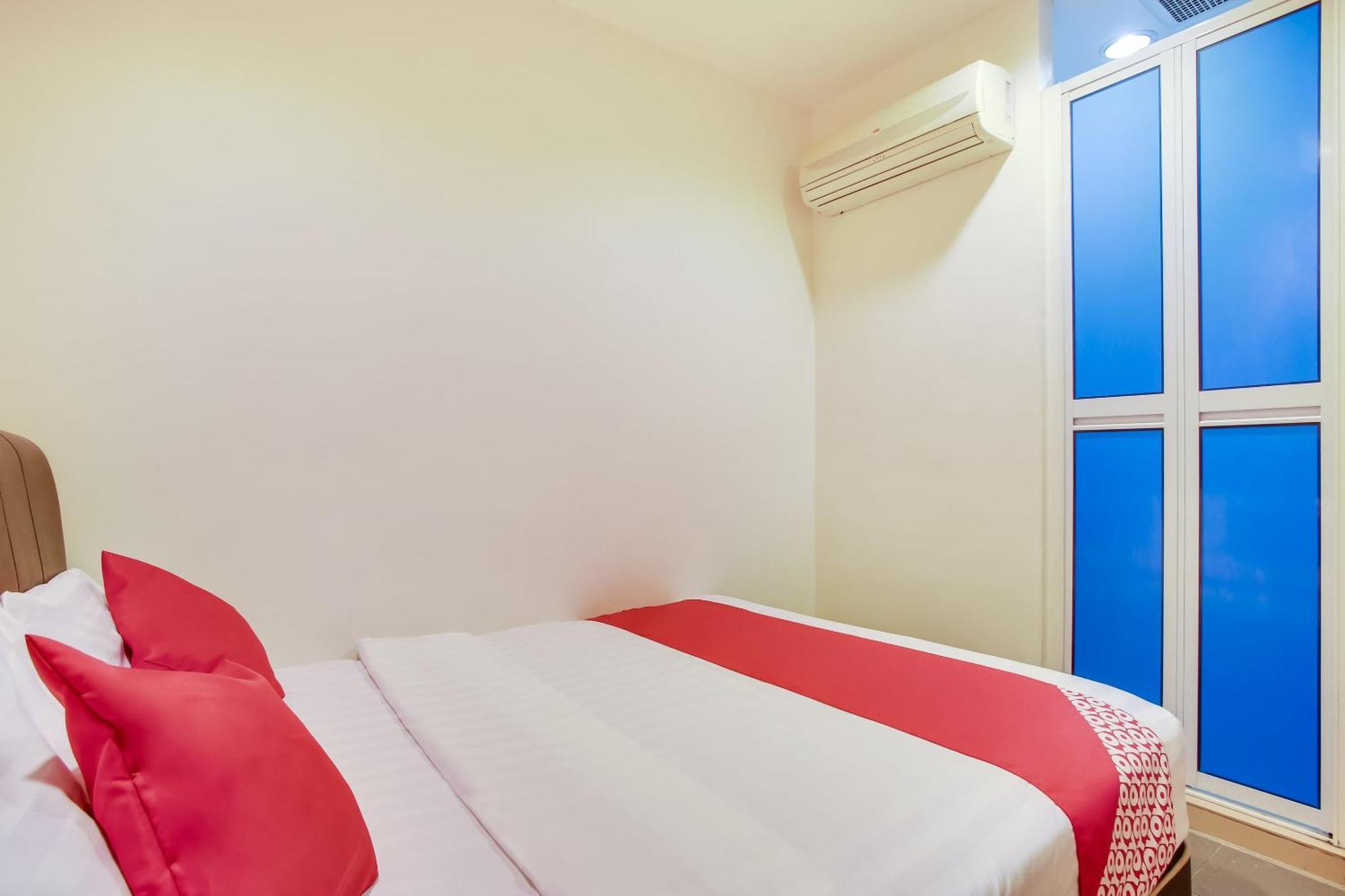 Oyo 90282 Hotel Taj Inn, Seksyen 7 Shah Alam Eksteriør billede